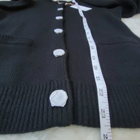 NWT Quince 100% Mongolian Cashmere Structured Cardigan, Black M - Picture 3 of 6